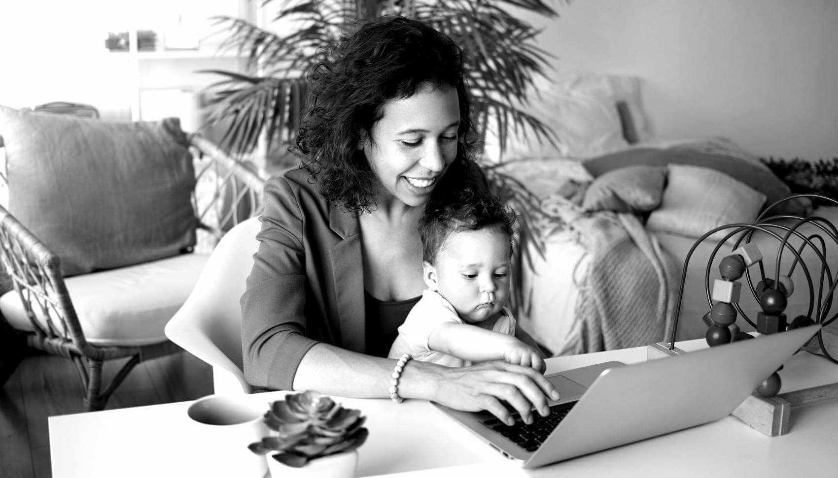 Banner Image - Get the Lead Out - Application Form - Mother and Child on Laptop - AdobeStock_211531142