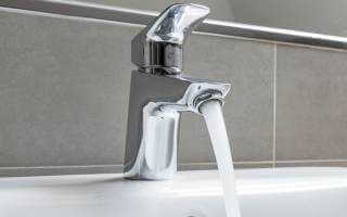 Banner Image - Running Faucet - Tap - AdobeStock_314189037